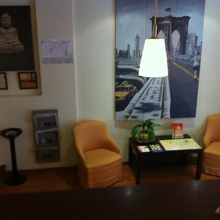 La Curva Hotel